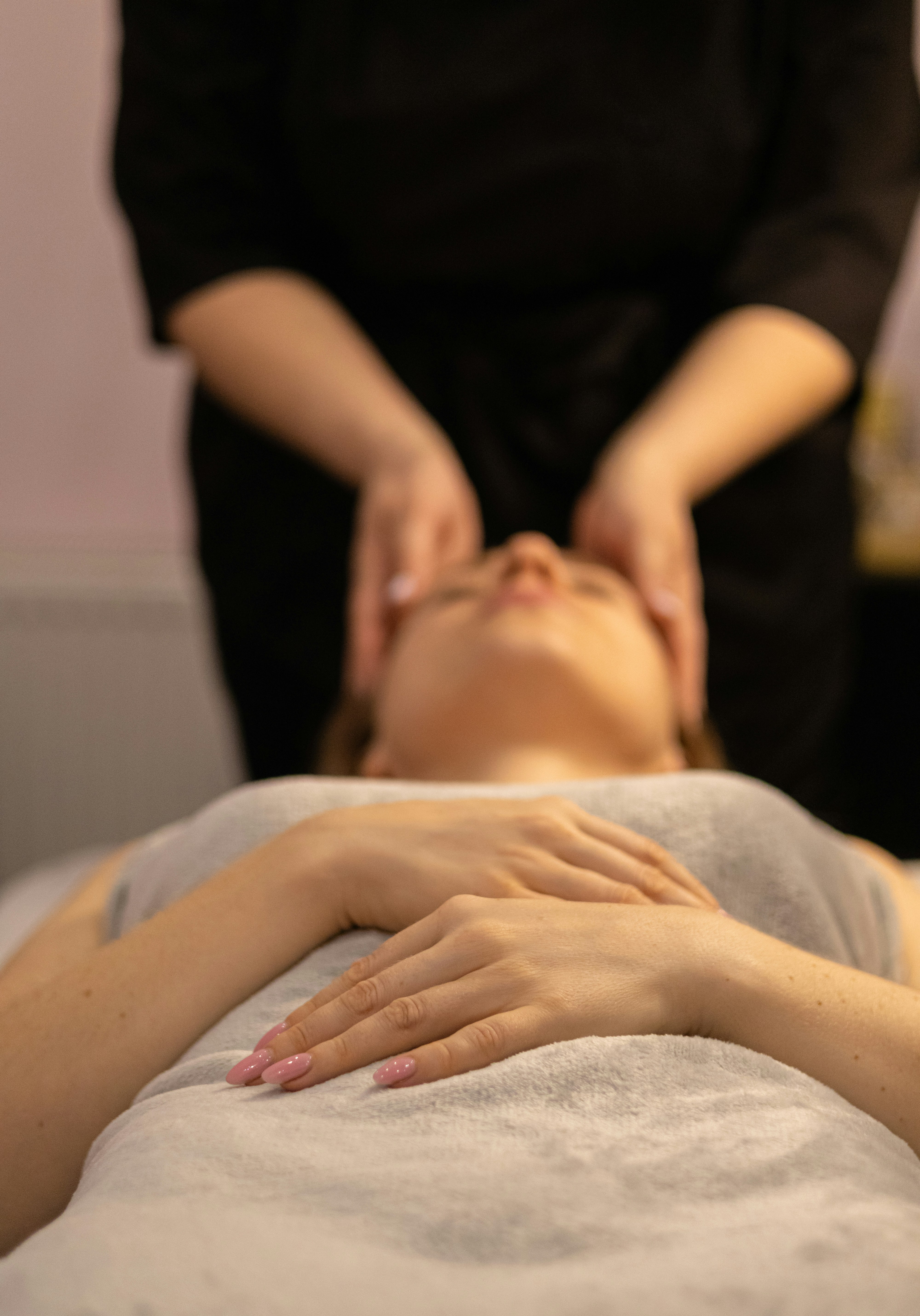 Headspa japonés en To Be Wellness Studio